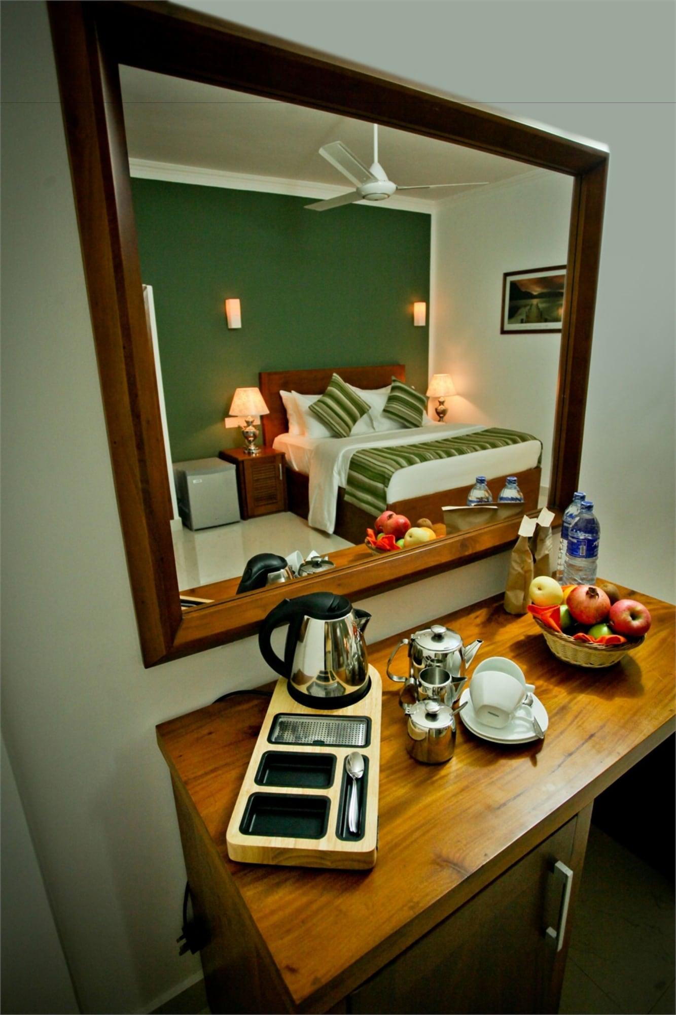 Hotel Travellers Nest Kandy Exteriér fotografie