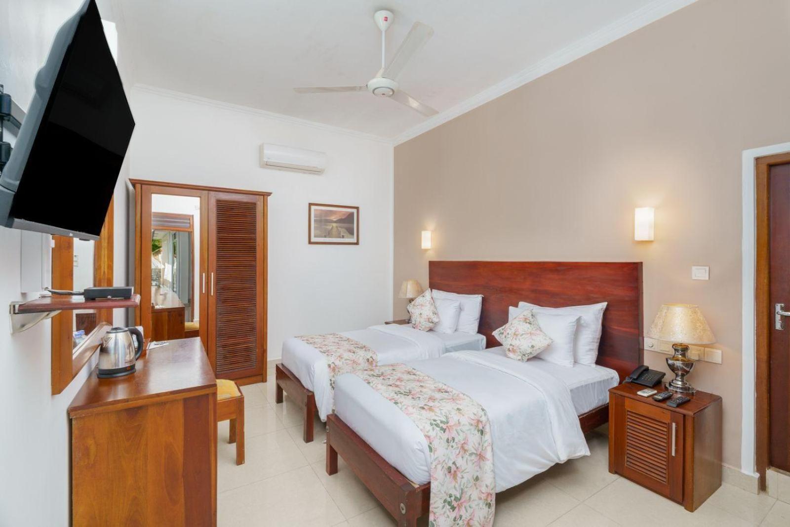 Hotel Travellers Nest Kandy Exteriér fotografie