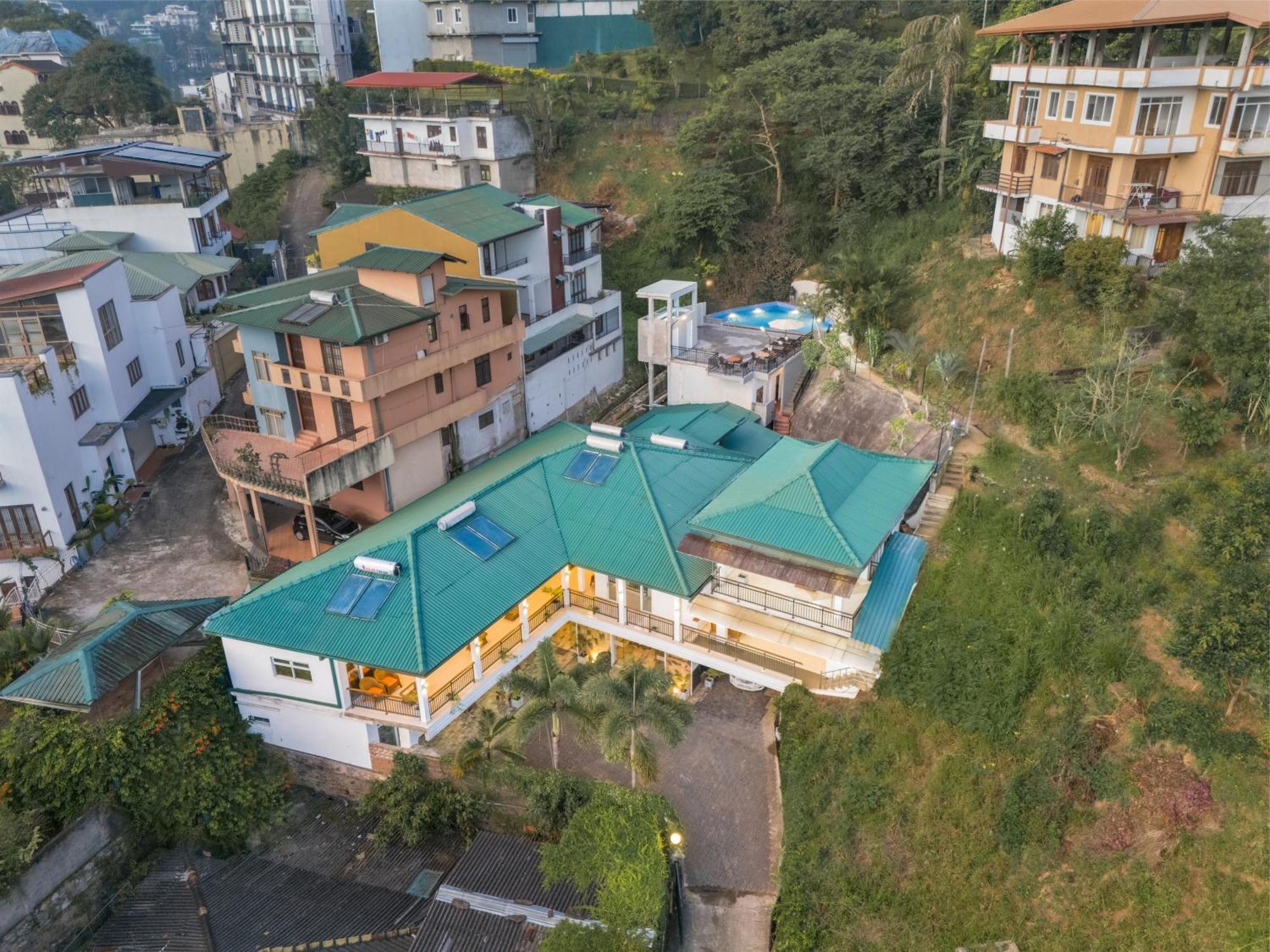 Hotel Travellers Nest Kandy Exteriér fotografie