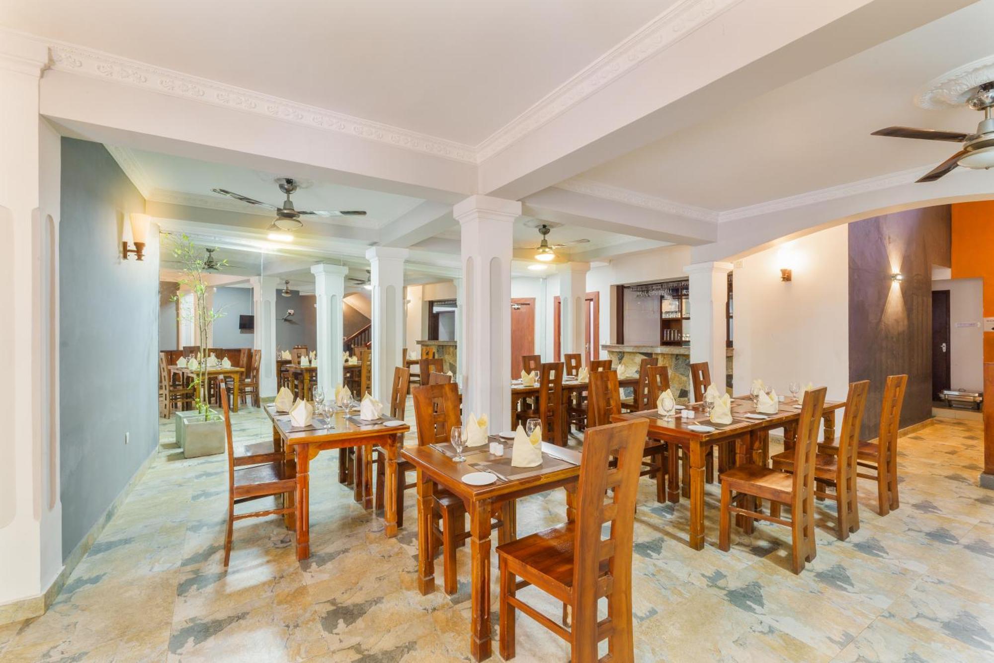 Hotel Travellers Nest Kandy Exteriér fotografie